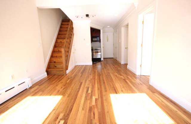 525 West 49th Street - 525 West 49th Street, New York City, NY 10019