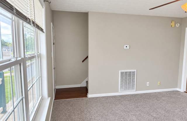 1,300 Sq. Ft. Two-Story Home Near Fort Campbell! Gallery 3