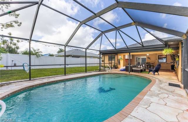 2103 SE 8th Avenue photos photos 2103 SE 8th Avenue photos photos