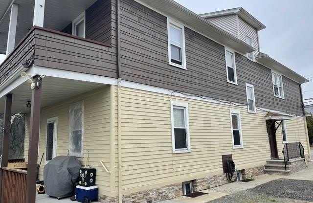 130 Ray Street 1 photos photos