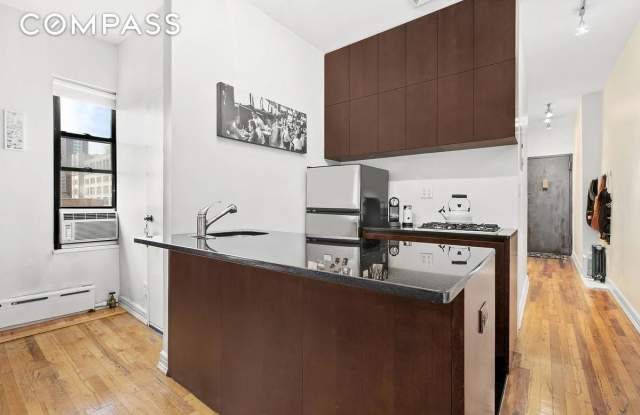 310 West 18th Street Gallery 2