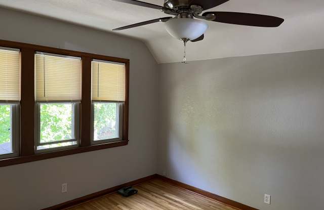 3713 South Rutland Avenue Gallery 4