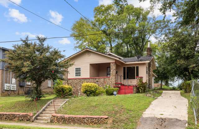 2320 Court R Gallery 2