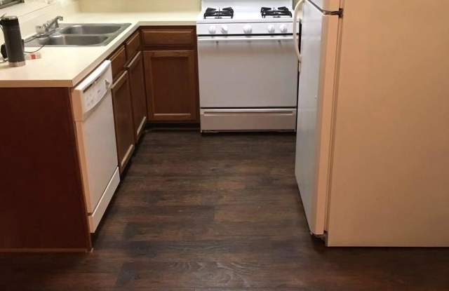 3062 MADDEN COURT Gallery 4