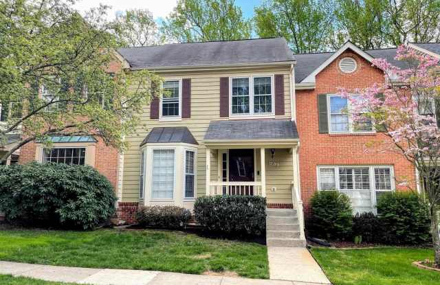 11812 GREAT OWL CIR - 11812 Great Owl Circle, Reston, VA 20194