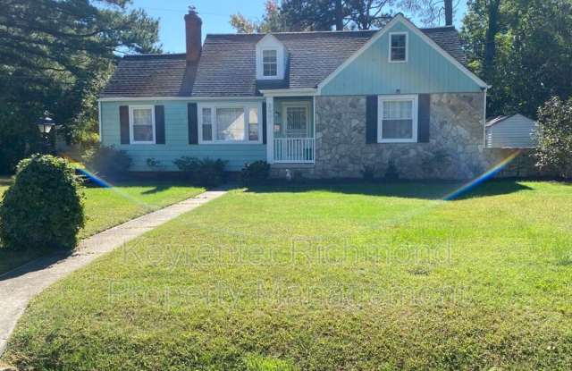 2901 Maplewood Road photos photos