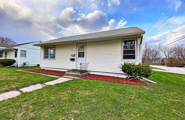 Great 2 bedroom ranch $795 - 146 Avenue B, Fort Dodge, IA 50501