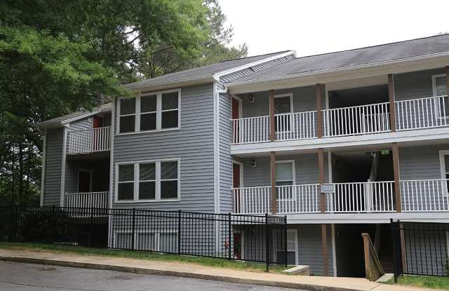 Updated Condo Just off Strickland Road in Ideal North Raleigh Location Gallery 1