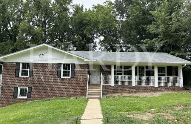 6 Greenleaf Dr. - Utilities Included photos photos