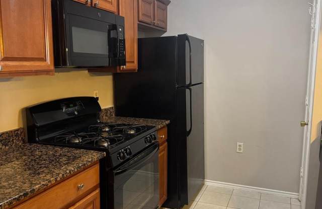 21023 TIMBER RIDGE Terrace Gallery 4