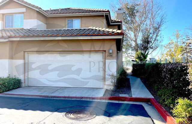 RE: Spacious End-Unit Townhome in Gated Chapala Community, Eastlake Gallery 3