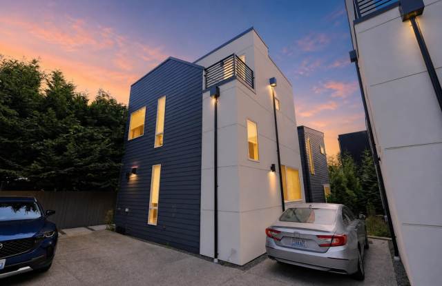 Charming 3BR House in Seattle photos photos