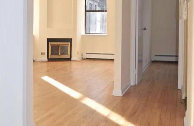 215 East 12th Street Gallery 3