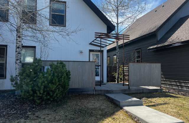 Valley West End Unit Condo- Available NOW! photos photos