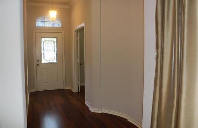 11198 Snyder Drive Gallery 4