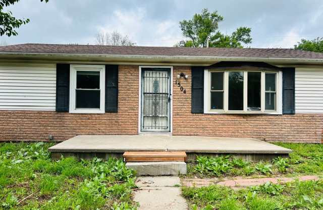 Cute Home, Close to Fort Riley photos photos