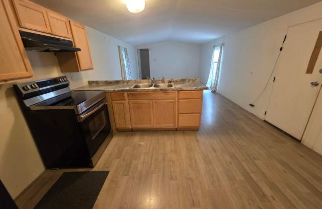 Private 2-bedroom Manufactured Home Saugerties, NY Gallery 3