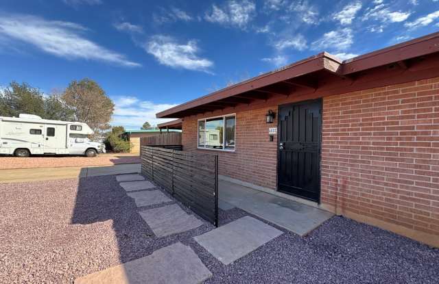 3BR/2BA/2CG, with POOL, 1,396 sq.ft. rental in Sierra Vista, AZ Gallery 3