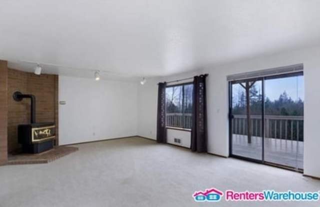 6110 75th Drive North East Gallery 3