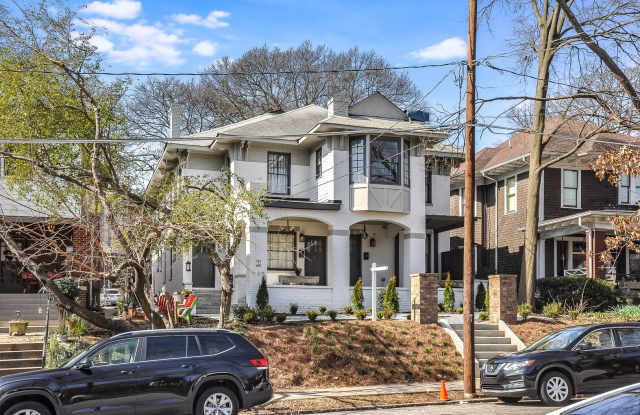 Beautifully Updated 1bd/1ba Condo in Midtown Walking Distance to Piedmont Park! photos photos