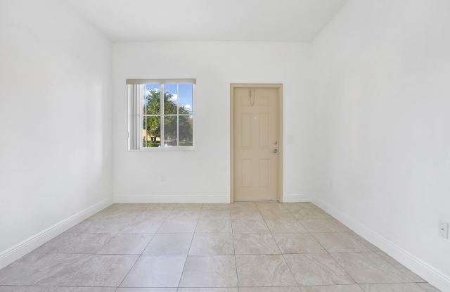 18120 NW 59th Ave, 201 - 18120 Northwest 59th Avenue, Country Club, FL 33015