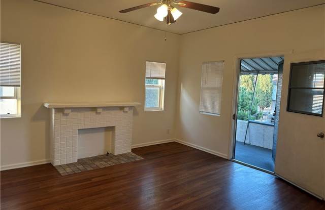 1155 N New Hampshire Avenue - 1155 North New Hampshire Avenue, Los Angeles, CA 90029