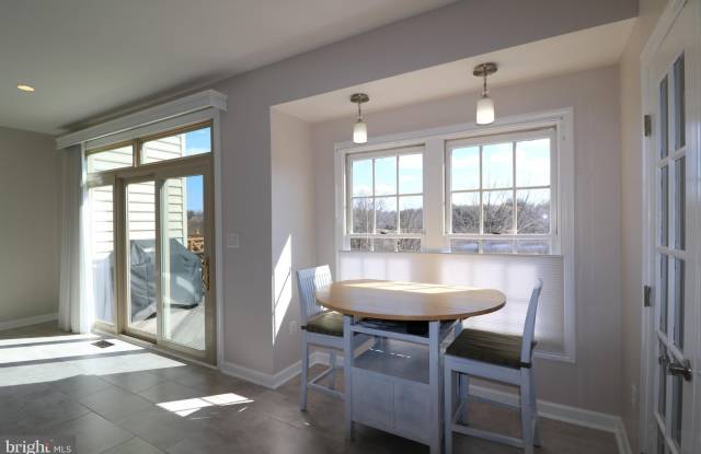 13539 FLOWERFIELD Drive Gallery 4