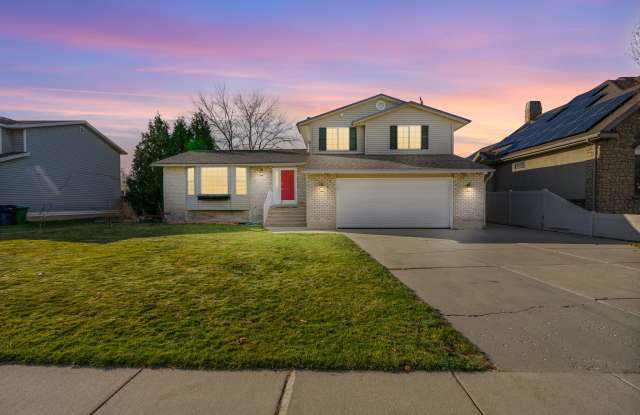 11242 East Farnsworth Lane - 11242 East Farnsworth Lane, Sandy, UT 84070