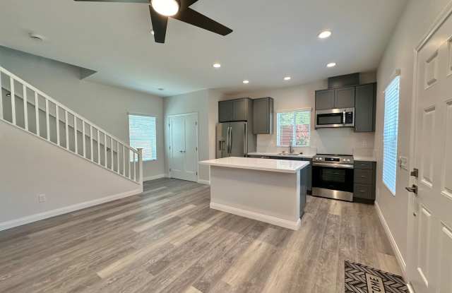 Spacious 4-Bedroom House with Solar and near SDSU Prime Location! photos photos Spacious 4-Bedroom House with Solar and near SDSU Prime Location! photos photos