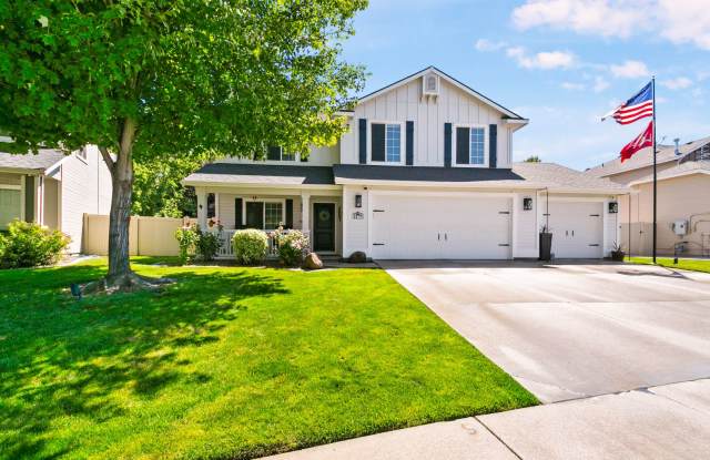 5 Bedroom Home in Red Feather Estates - Meridian photos photos