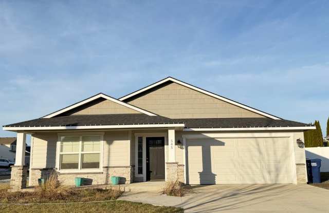 Post Falls Rancher - 545 West Ashworth Lane, Post Falls, ID 83854