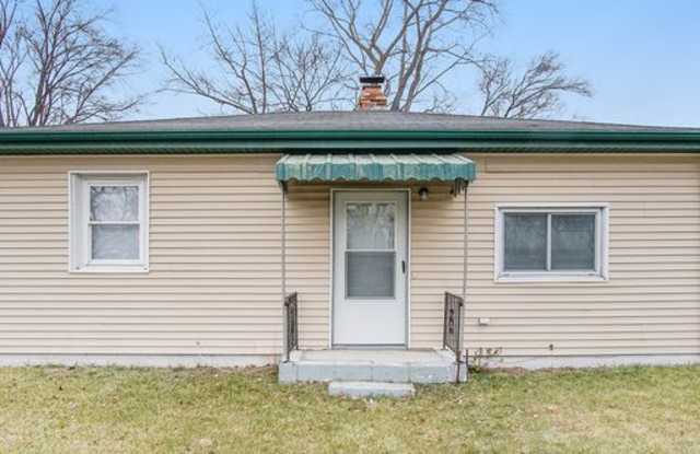 1224 E Jefferson Blvd photos photos