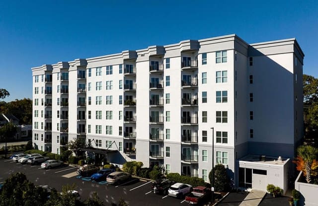 700 Woodrow photos photos