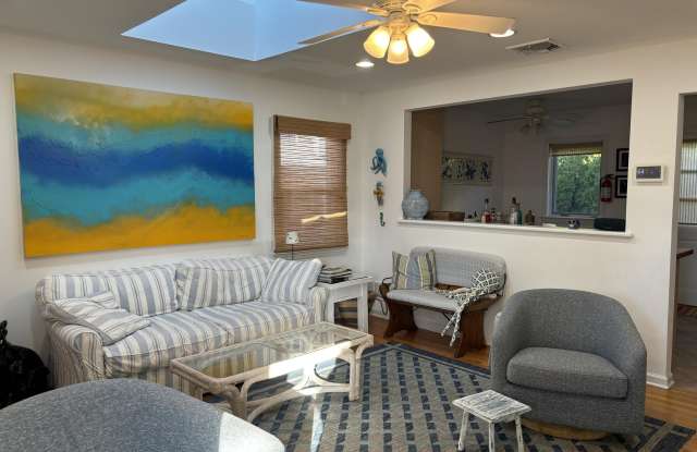 206 Beach Avenue Gallery 3
