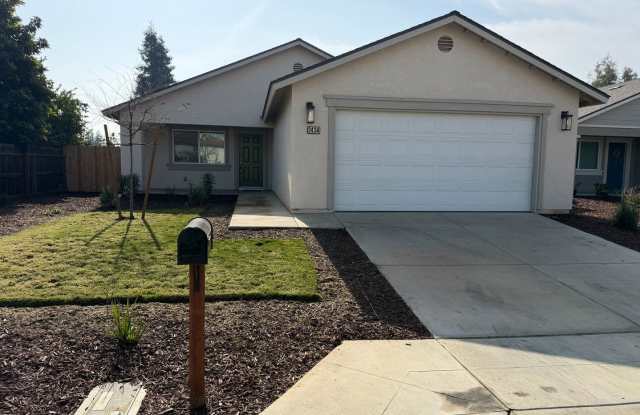 New house in Madera photos photos