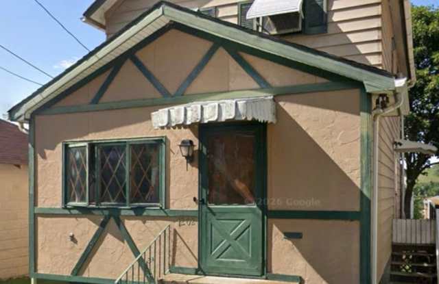 2 Bdrm 2 Bath Gallery 1