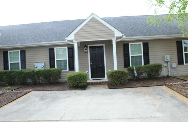1802 Honeysuckle Way photos photos