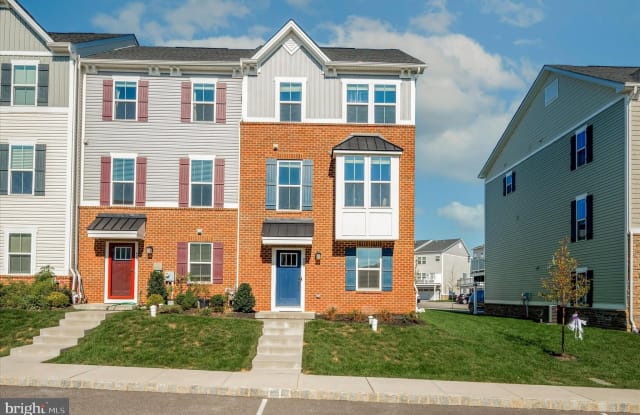 609 HOLYWELL DRIVE - 609 Holywell Drive, Chester County, PA 19355