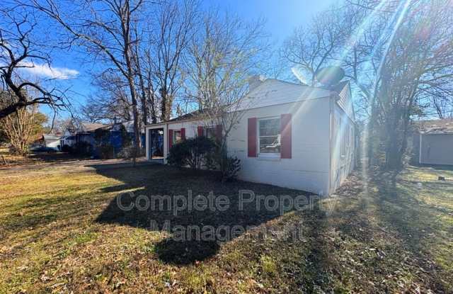 1933 Saint Charles Court Southwest photos photos