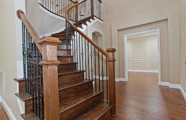 3608 Lowrey Way Gallery 2