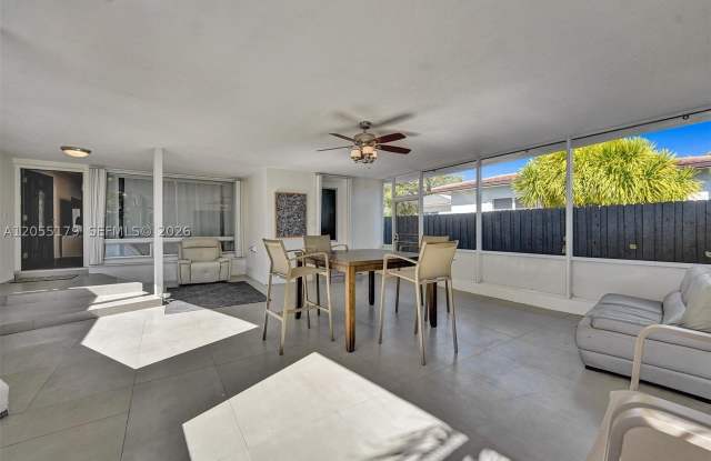 9072 Froude Ave Gallery 2