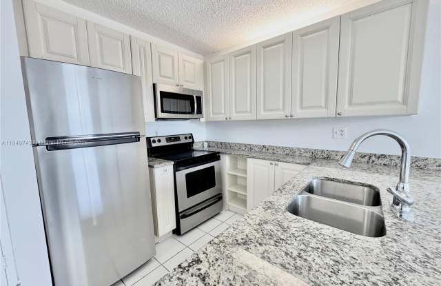 2401 Riverside Dr photos photos