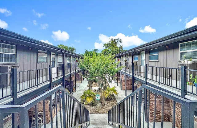 851 MILES AVENUE photos photos