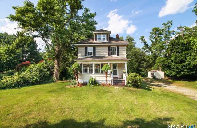 549 Boston Post Road Gallery 1