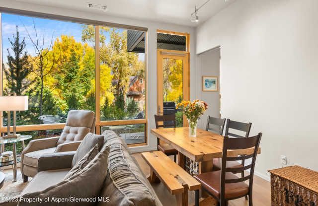 100 Evans Road Gallery 4
