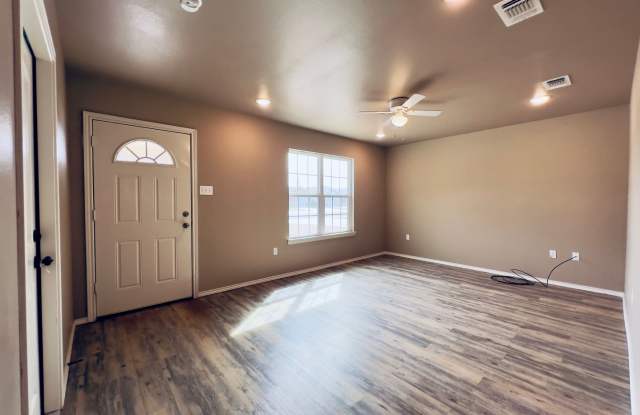 Charming 3 Bedroom Home photos photos