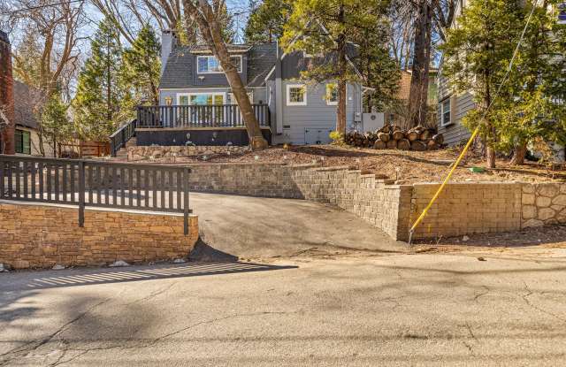 284 Walnut Dr photos photos
