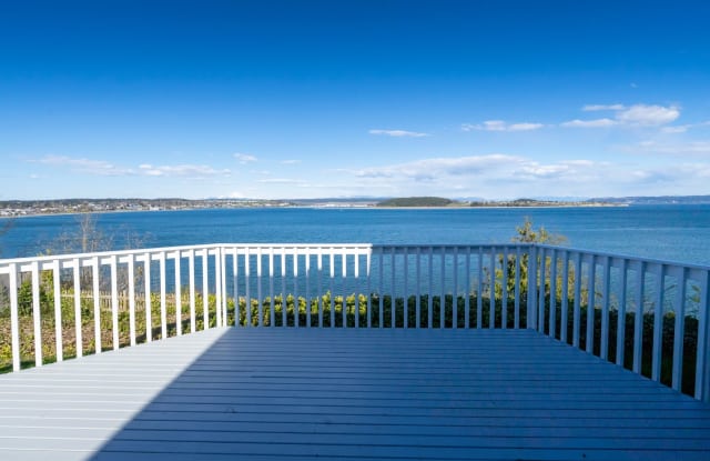 Three Bedroom, Two Bath Waterview photos photos