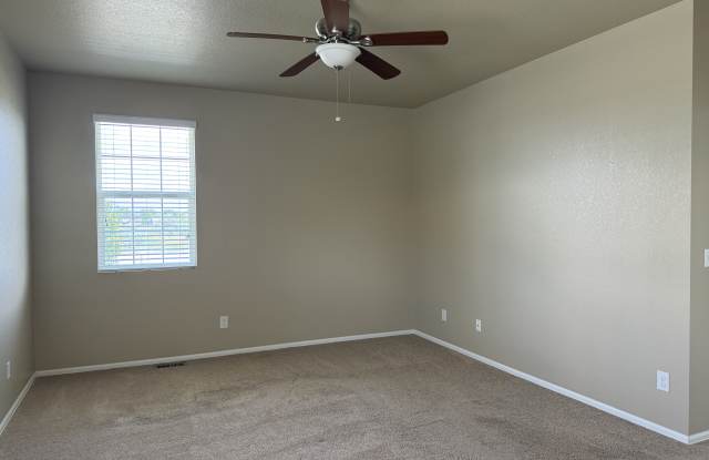 10266 Stagecoach Ave Gallery 4