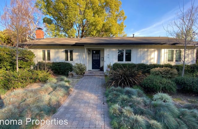 616 Austin Avenue - 616 Austin Avenue, Sonoma, CA 95476